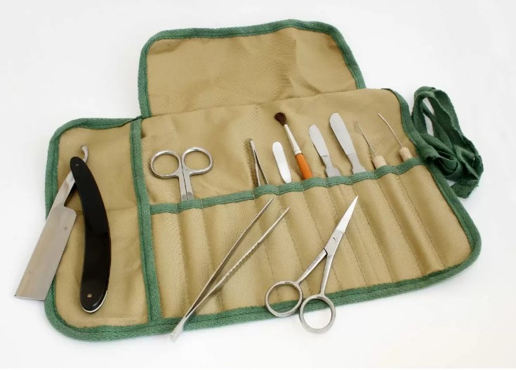 Dissecting Kit 1 In Canvas Holdall